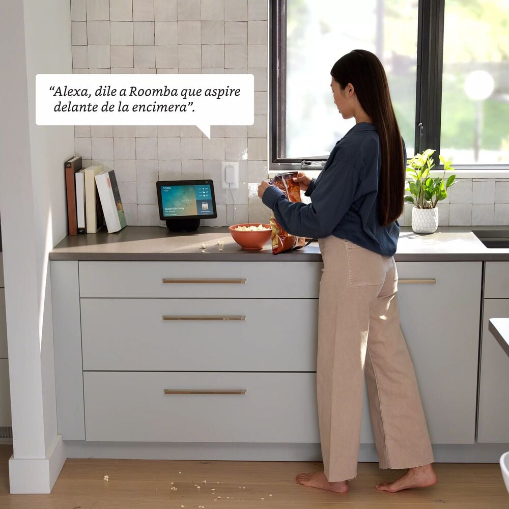 "Aspira la cocina a las 10:00"